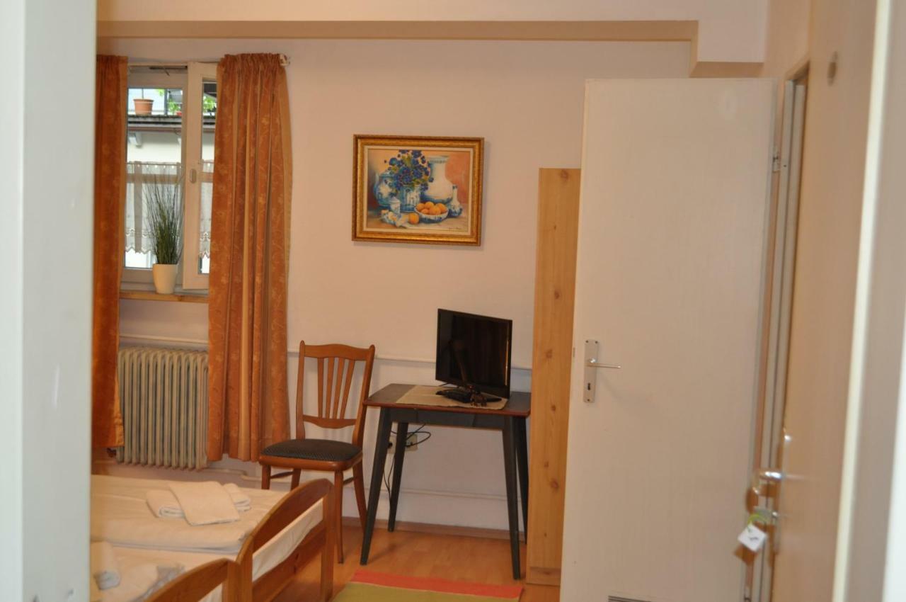 Weinstube Heigl Restaurante Pizzeria Puccini Hotel Landshut Ngoại thất bức ảnh